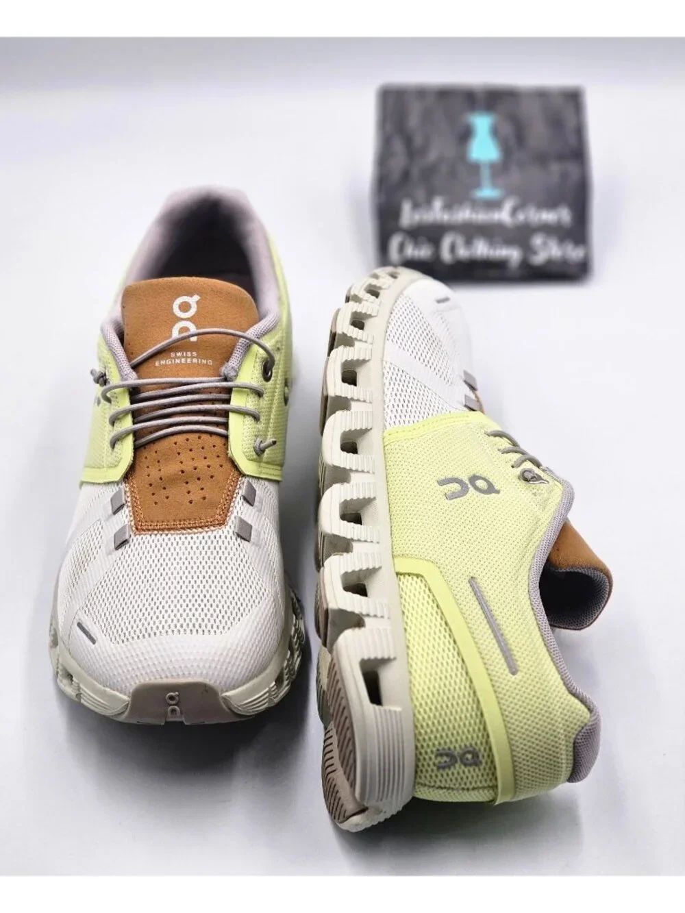 On Cloud 5 Women's Hay/Ice Colorway Lightweight  Running Sneakers  Size 9 3351 - Picture 10 of 16